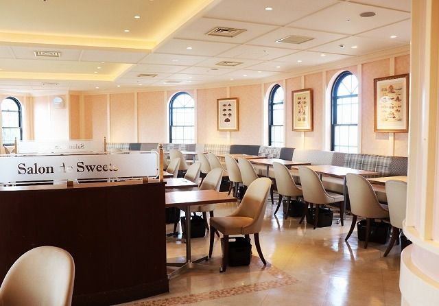 Salon de Sweets　Ikspiari