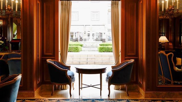 La Terrace / Hotel New Grand