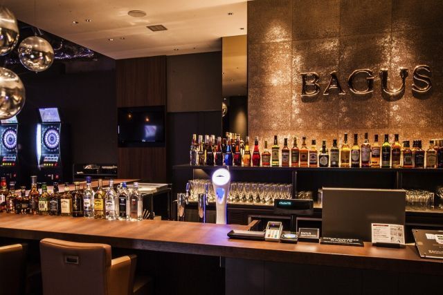 バグース 心斎橋店