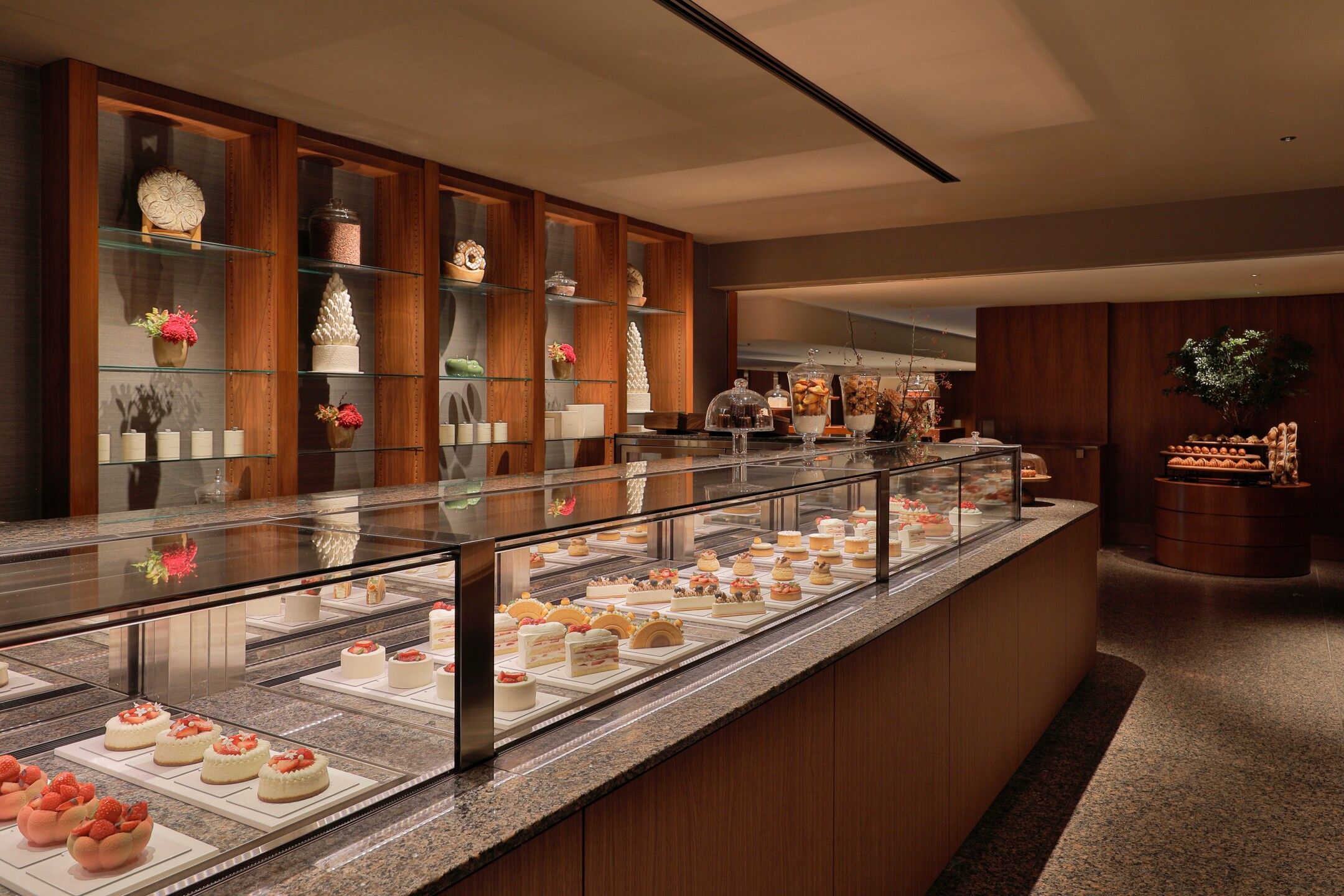 PASTRY BOUTIQUE & DELICATESSEN