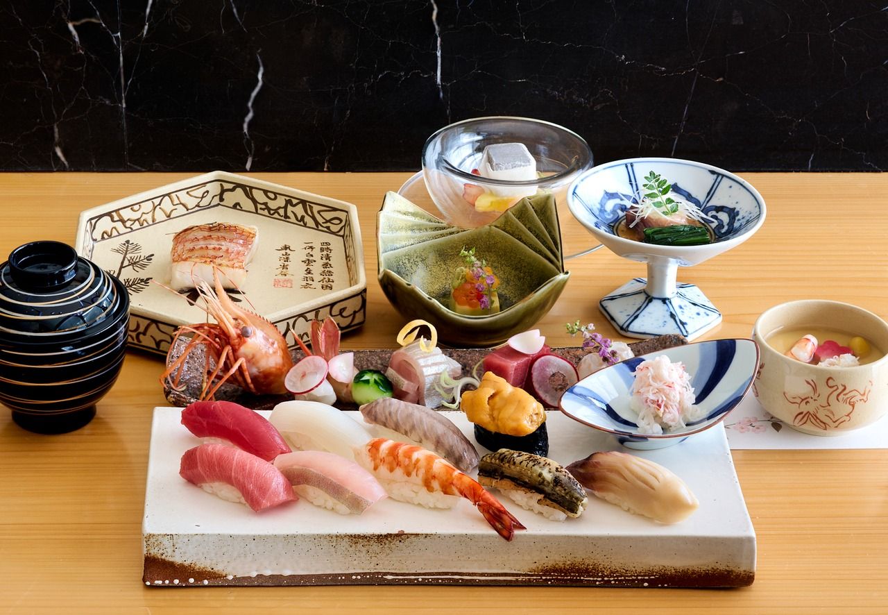 Sushi Nagi/HIGASHIYAMA NISEKO VILLAGE, A RITZ-CARLTON RESERVE