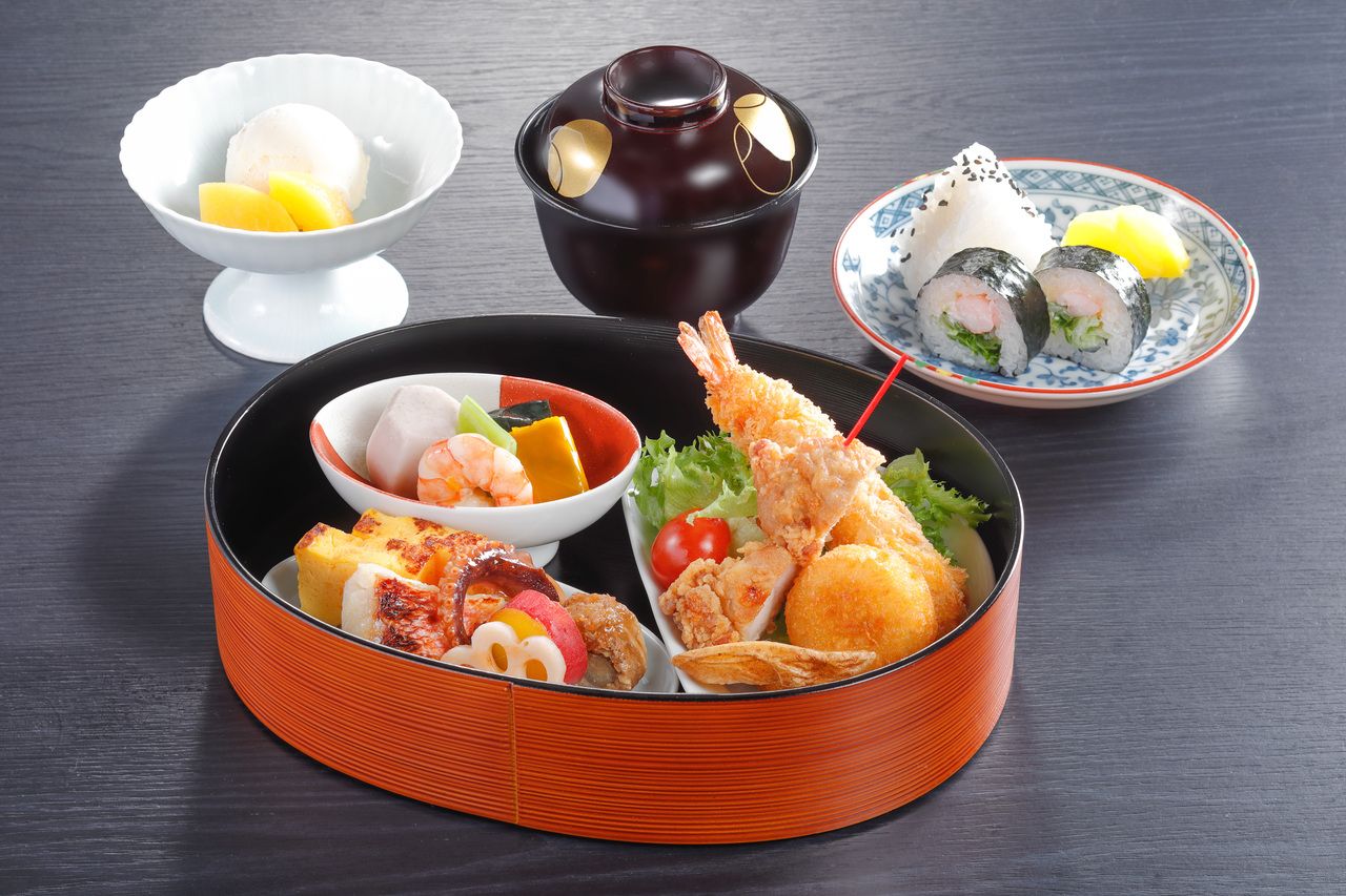 お子様弁当￥2500