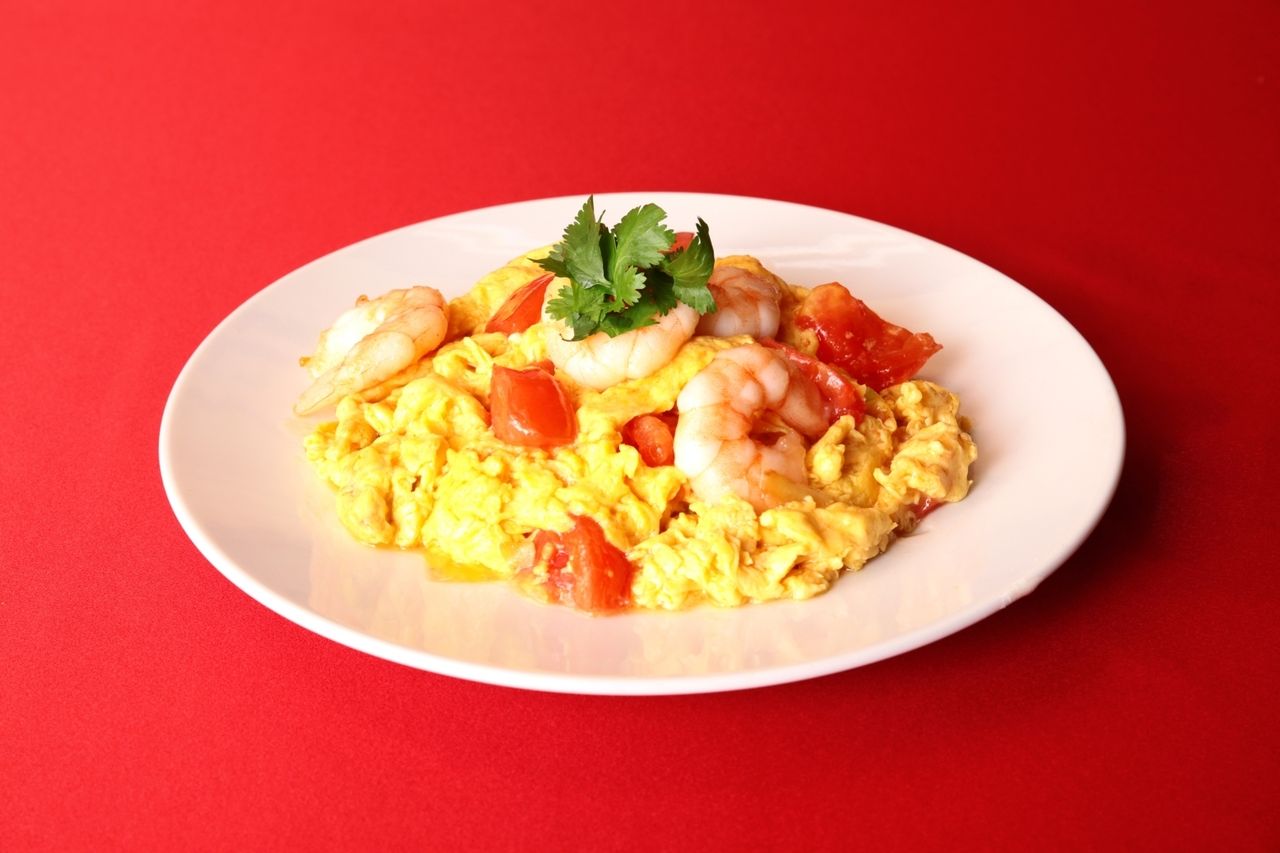 Fried shrimp and tomato egg