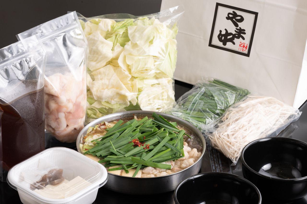 [Takeaway] Motsunabe set soy sauce flavor (offal + soup only)