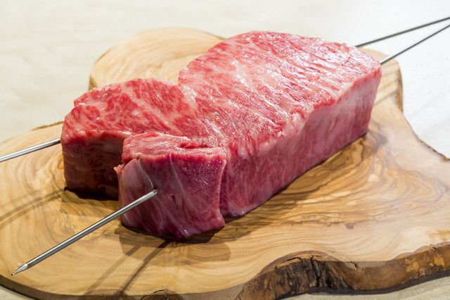 ＜GINZA KOKO炉ショートコース料理＞￥17,380コース：神戸牛ランプ、イチボ 