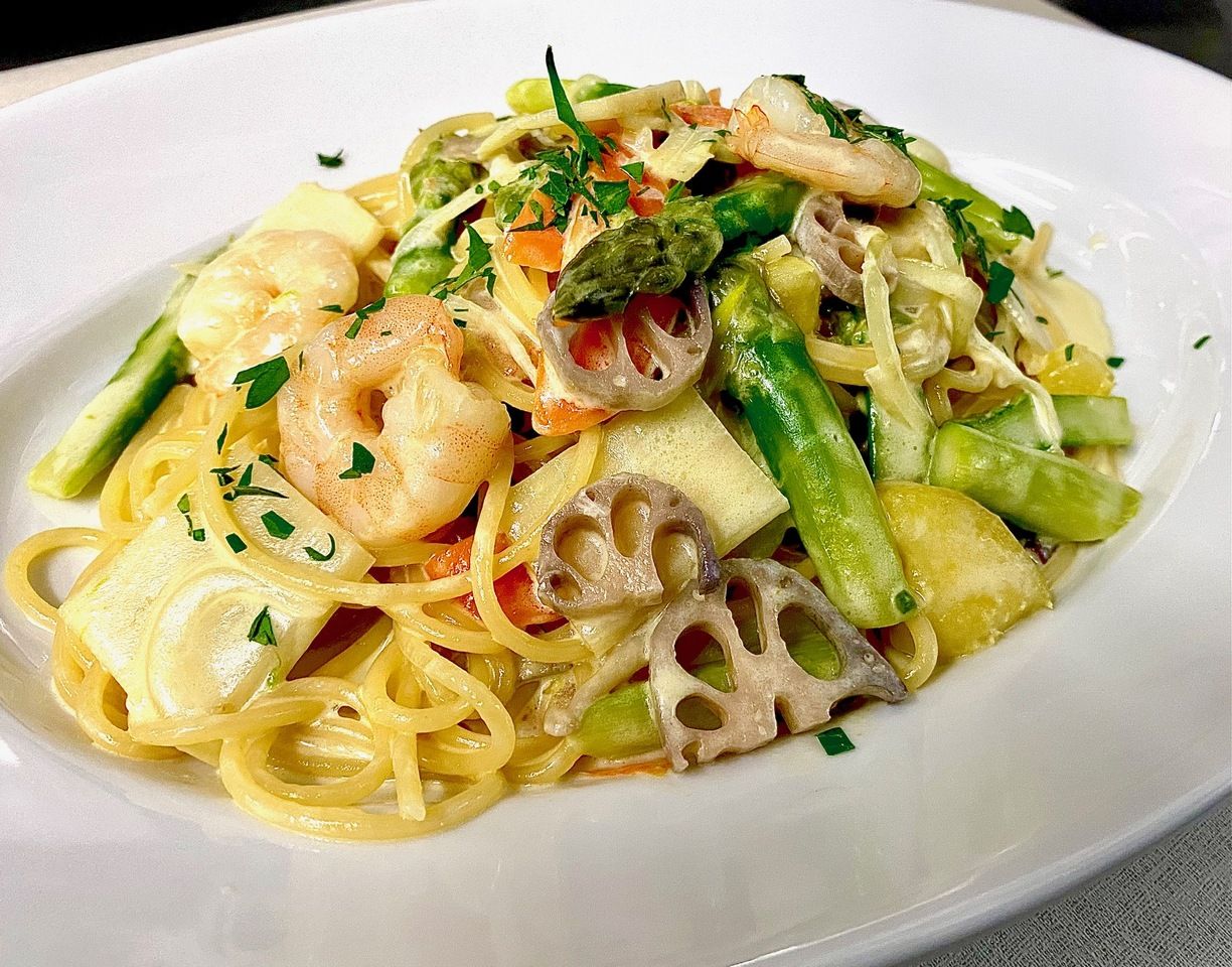 本日のパスタランチ（サラダ・パン・コーヒーor紅茶付）