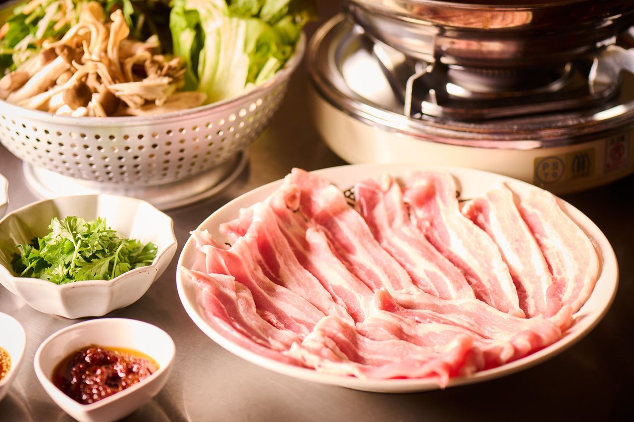 [Dinner | All-you-can-drink included] [Exquisite! Pork belly medicinal pot course] You will definitely be addicted! Excellent pot. Includes popular small plates, hotpot, noodles, and dessert