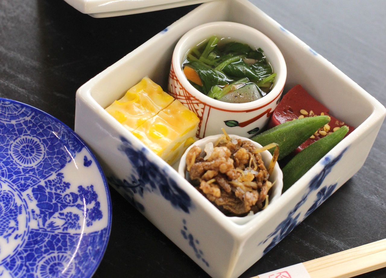 【桃屋の魅力を満喫】おばんざい5種＋串揚げ6種にちりめん山椒ご飯で〆るスタンダードコース！