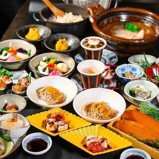 【2026ととら　新春コース】冬の味覚と名物鮮魚のガリ大葉巻きをはじめ全8品　 《2.5h飲み放題付き》2月15日迄　　＋1000円で締めの蕎麦をカラスミ蕎麦に変更可能（予約時記載必須）