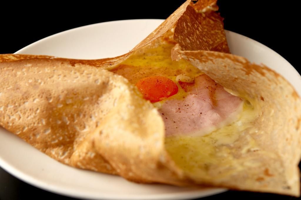 【Menu B】前菜、メインが選べる全2品 ～季節の小菓子付き～＜ランチ＞