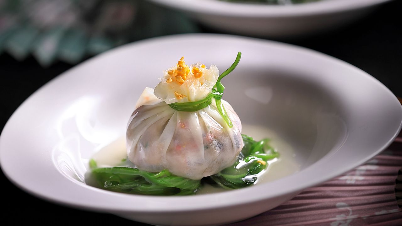 Steamed Diced Abalone Wrapped with Egg White Skin $38++