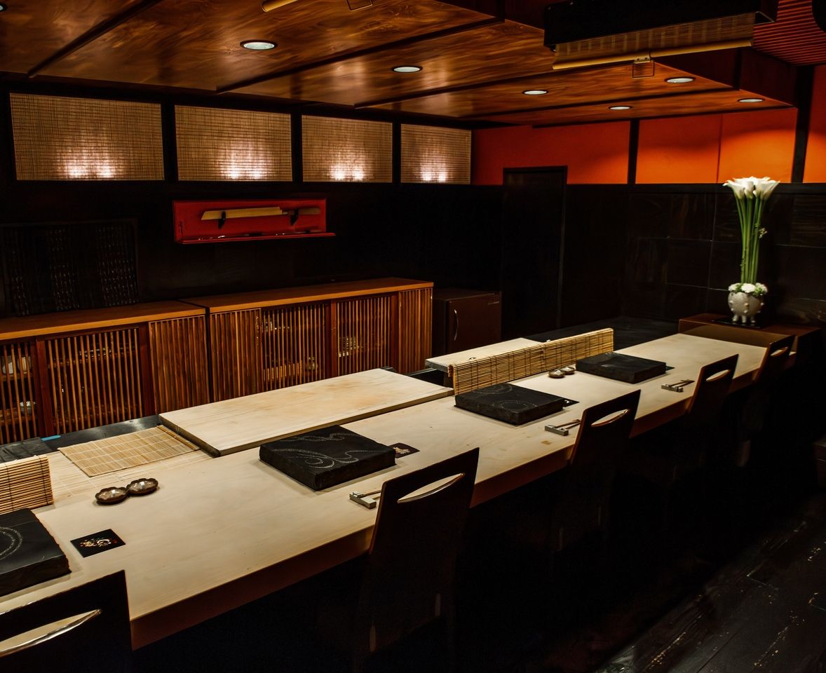 【はなれ限定】おまかせコース「酒伊」（握り10貫 / つまみ4品）