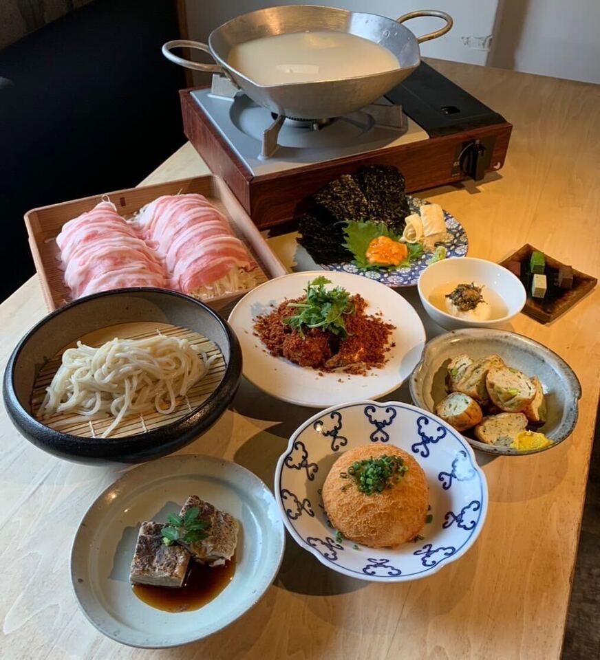 【三原豆腐店】 糸島豚の豆乳鍋コース