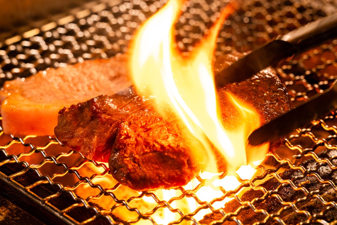 【7품 11,000엔 고기 투성이 코스】