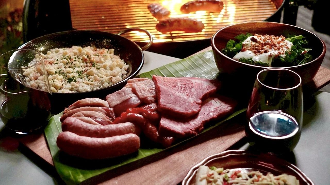 日本黑毛和牛露台烧烤，含无限畅饮酒水