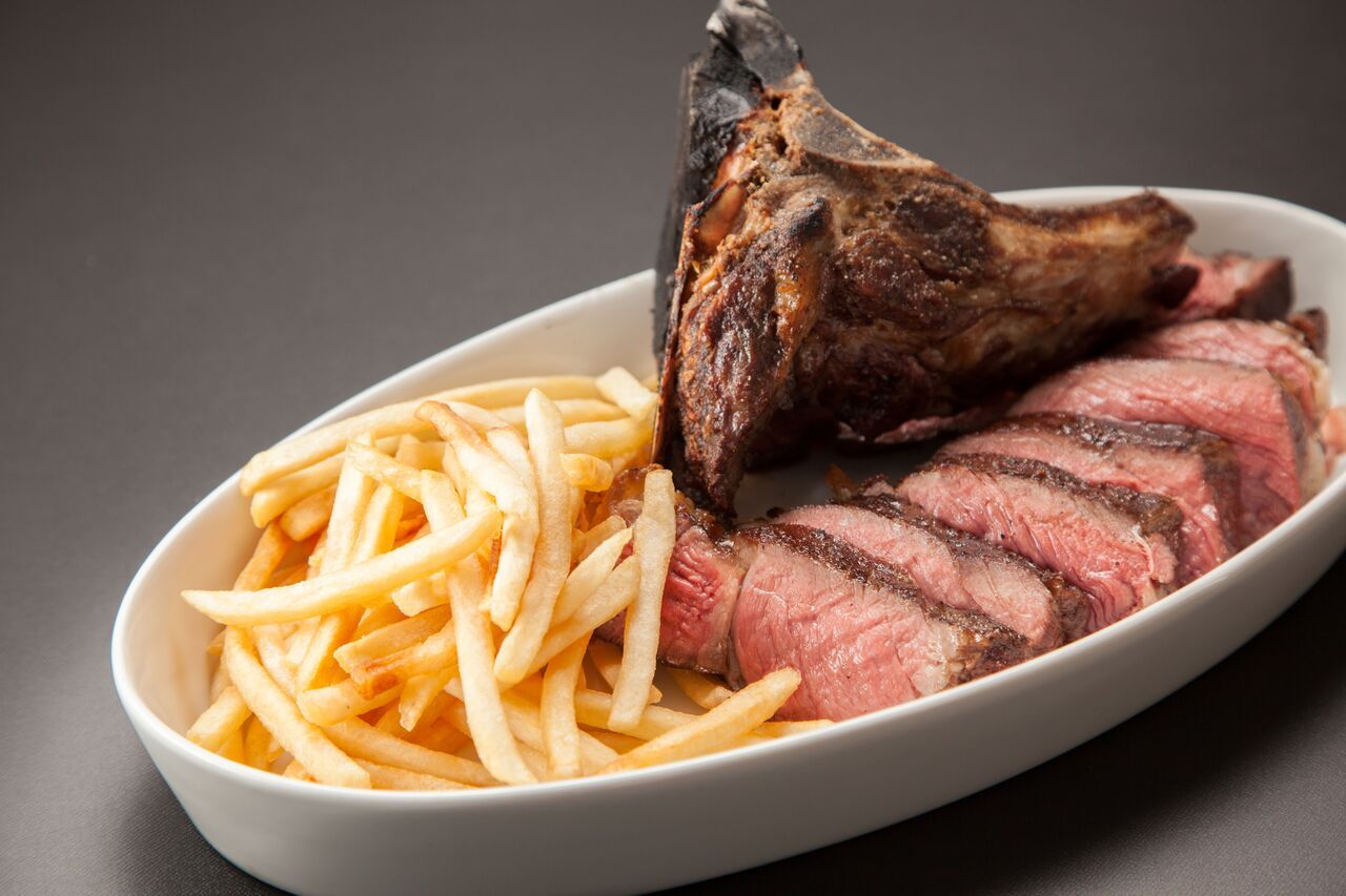 【2名様からご予約可能】)国産特選骨付熟成牛コース