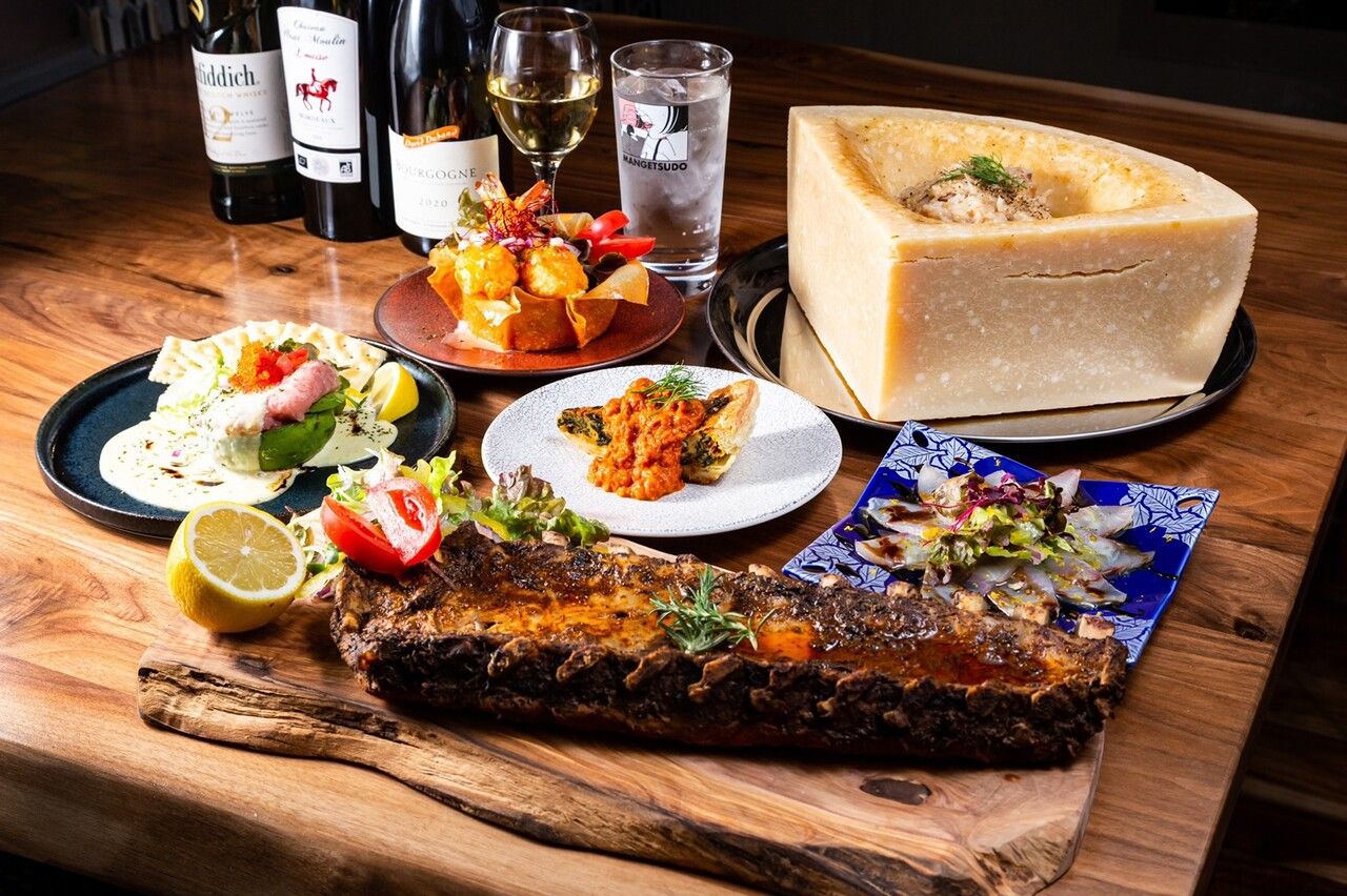 【仅限下午5点到达的顾客】6道菜品+无限量畅饮