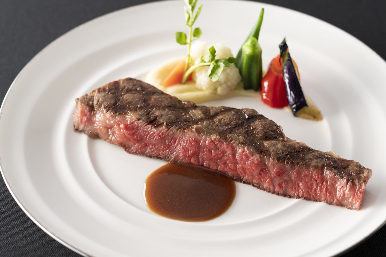 ハーフランチブッフェ＆いちごスイーツコーナー平日【外国産牛のステーキ（フィレ肉120ｇ　または　リブロース180ｇ）】+1ドリンク