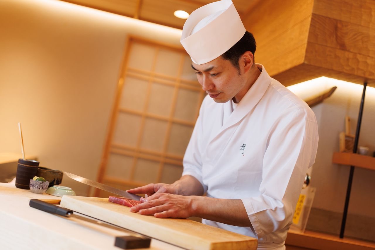 [Weekends and Holidays Only] Chef's Choice Course of Sushi and Appetizers