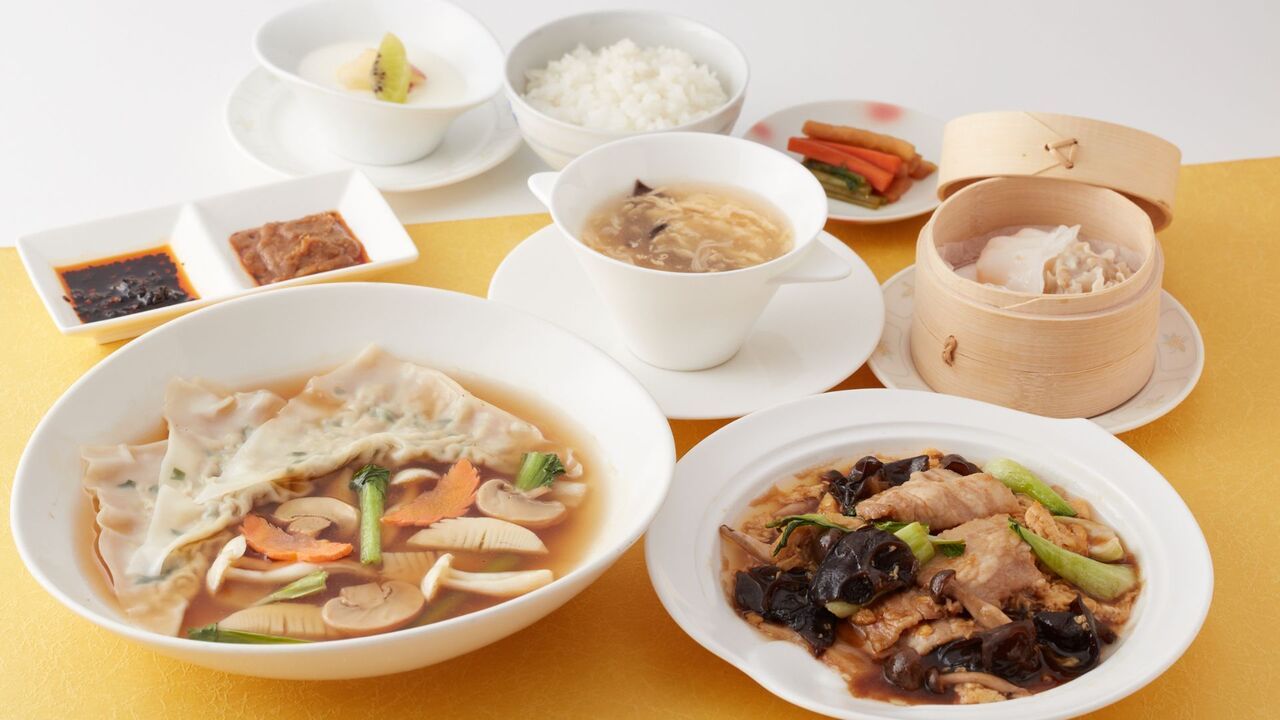 【自慢の本格中華】トルファンランチ 選べるメイン2種・点心・デザート付