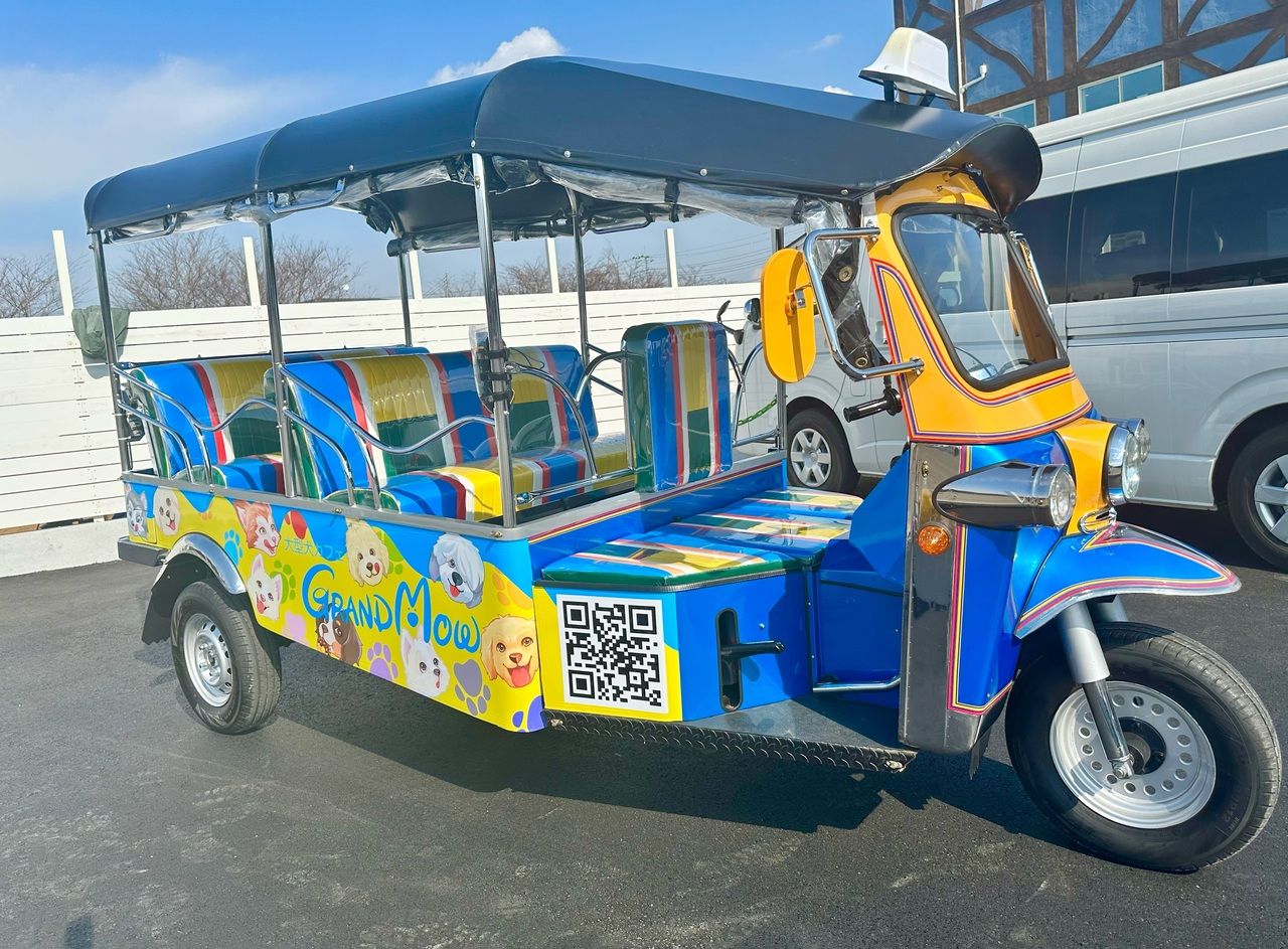 [Weekends and holidays/Tuk-tuk transfer included] Party buffet & interaction plan