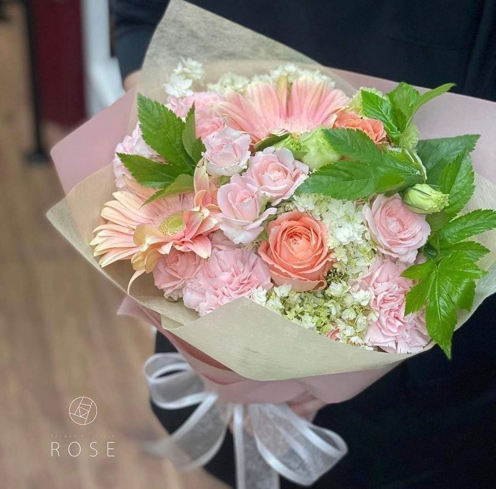 Anniversary lunch course