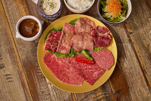 トリプルユッケ＆ゴージャス焼肉ランチ