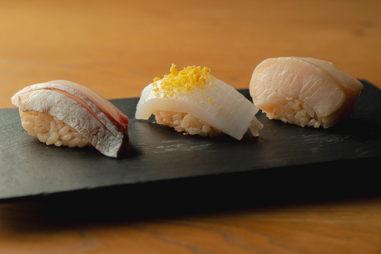 【런치】낮의 맡김