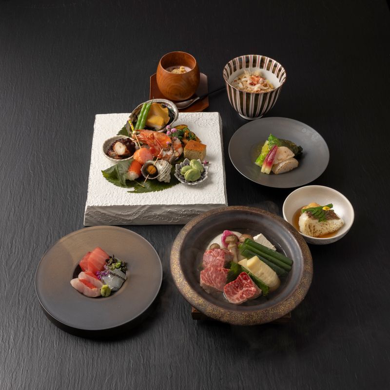  【一人ひと鍋】黒毛和牛桜蒸しとズワイ蟹ご飯  13,200円