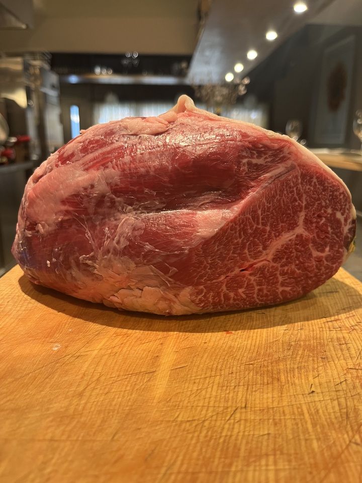 晚餐：廚師精選套餐（共7道菜，主菜為熟成但馬牛肉）