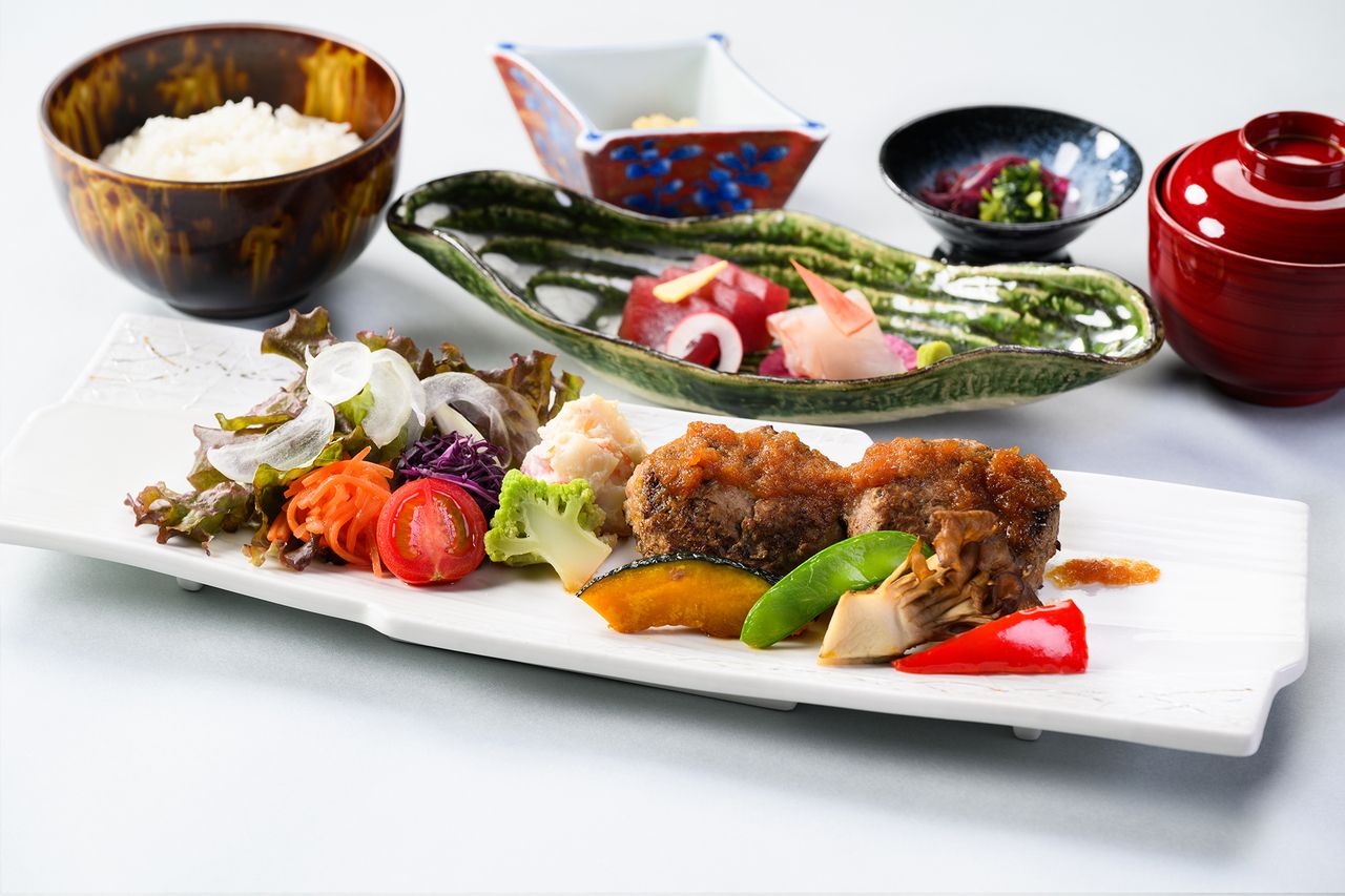 【ご褒美和ランチ】　北海道産牛の昼げ御膳