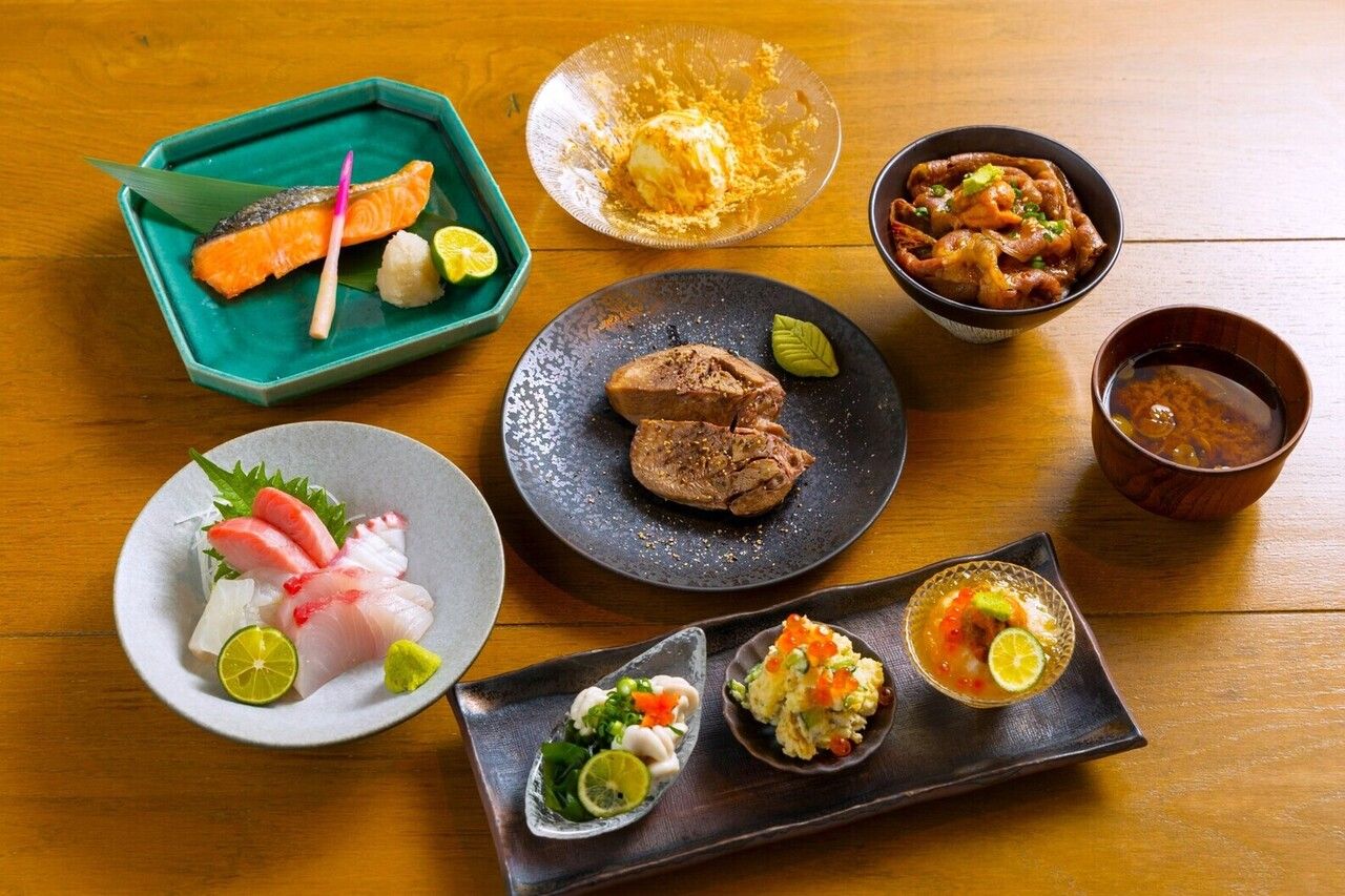 Semi-Private Room — ¥9,000 Course