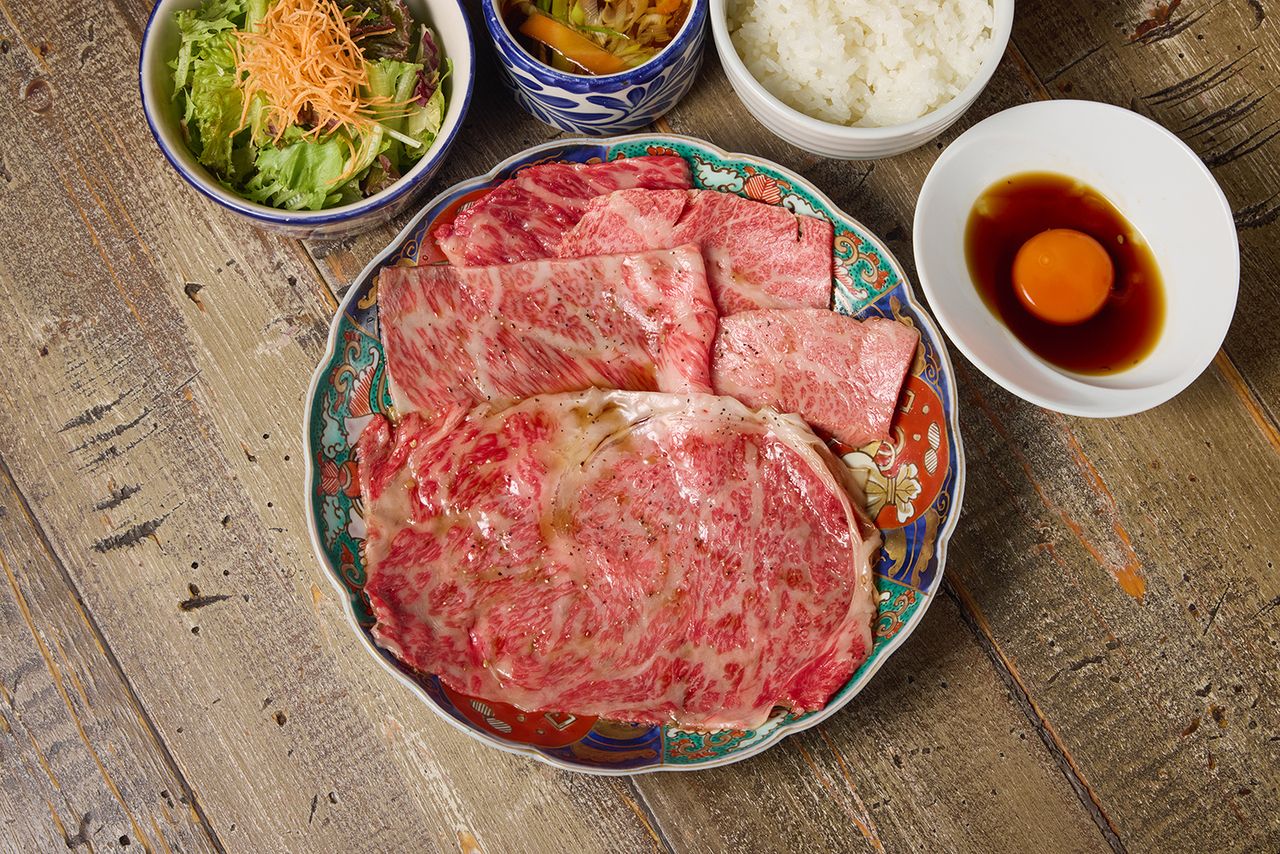 Sendai Beef Sirloin Grilled Sukiyaki Lunch Set — ¥3,980