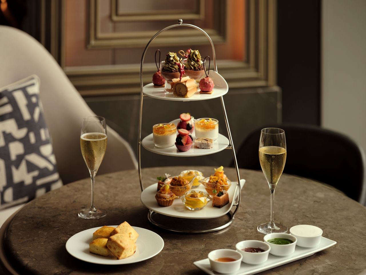 【with a glass of Perrier Jouet Belle Epoque】Christmas Afternoon Tea (12/20～25）
