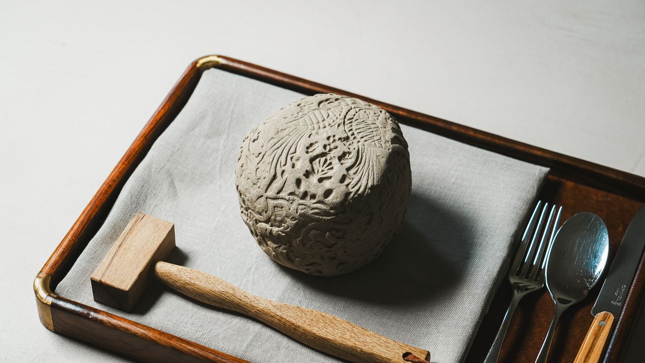 Jomonyaki: Mother Earth and Chef's Passion are included in the course.