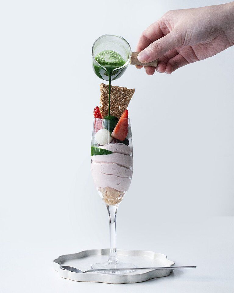 Sonogi Matcha and Strawberry Crème d'Anjou