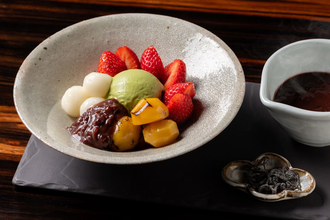 Tanba Dainagon Zenzai with chestnuts and matcha ice cream (90-min. seating)