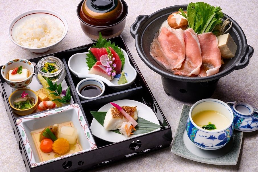 【オープン時間来店限定・宿泊者事前予約限定】アーリーディナー 佐和の松花堂