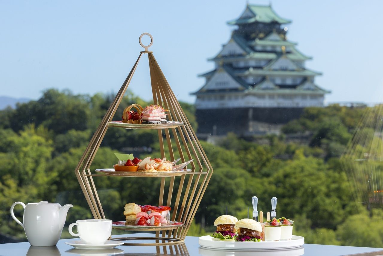 [Online reservation only 5% off] Strawberry Afternoon Tea