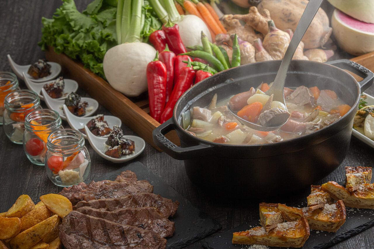 [Elementary School Students] Teppanyaki Beef Steak and Colorful Kyushu Lunch & Dessert Buffet ~Warm your body with seasonal flavors~