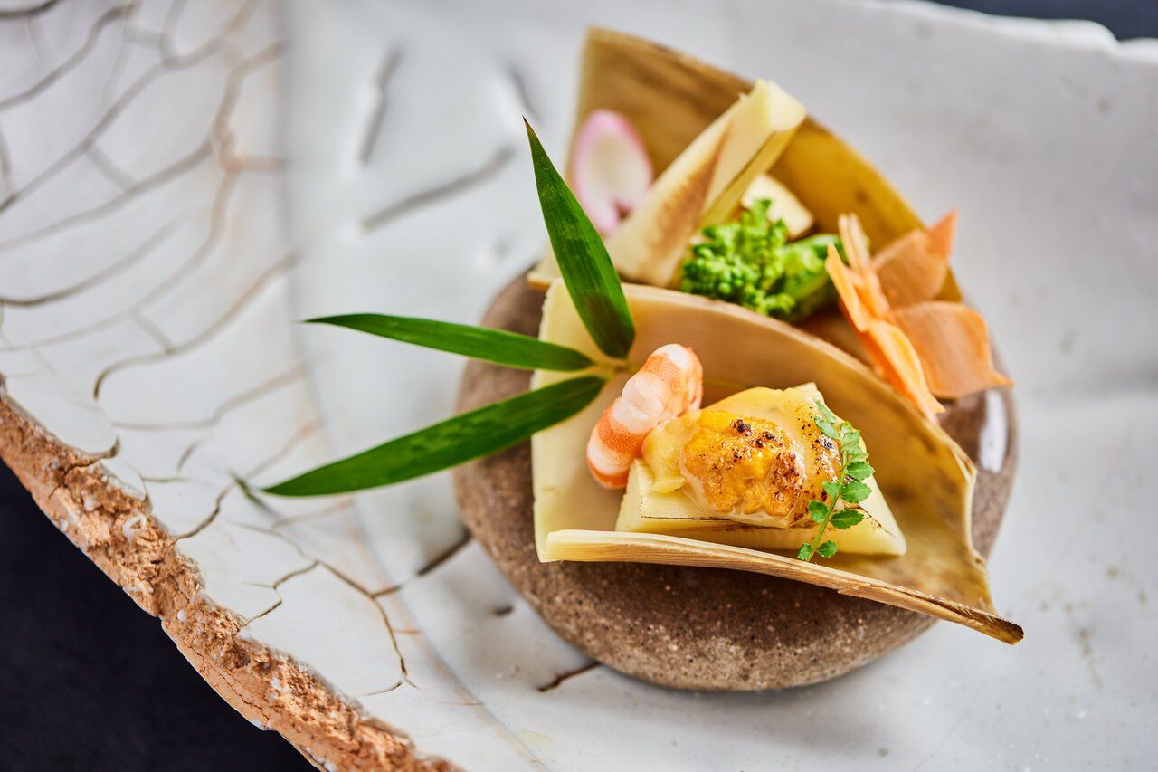 献招点心　春月