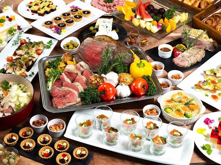 Weekend and holiday lunch buffet for adults (One Harmony member rate), 90-minute session from January 2026