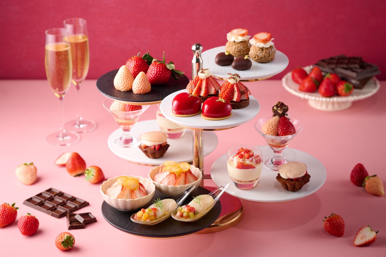 【シャンパンorクラフトジン付き】ストロベリー＆チョコレートアフタヌーンティー