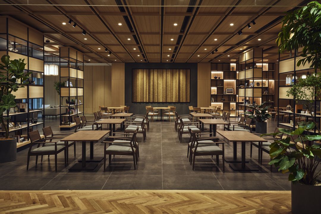  【weekdays】book a table