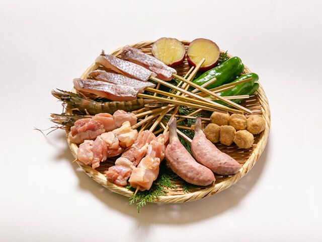 【味自慢焼】自慢の福福とうふ鍋や生き〆鯛串焼を含むいろり焼などを堪能