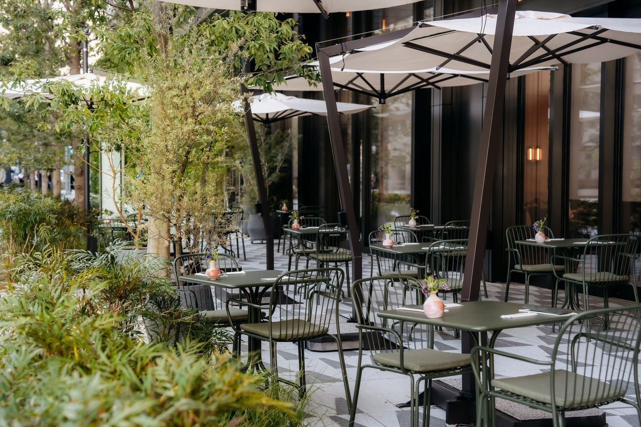 Terrasse du Café Places assises Réservation uniquement