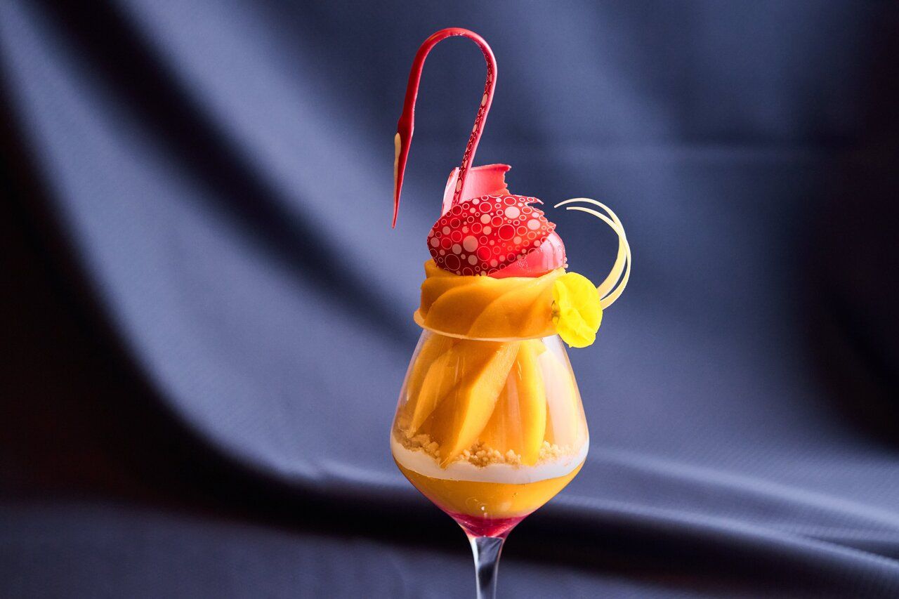 [Single Item] Swan Parfait ~Miyazaki Mango~
