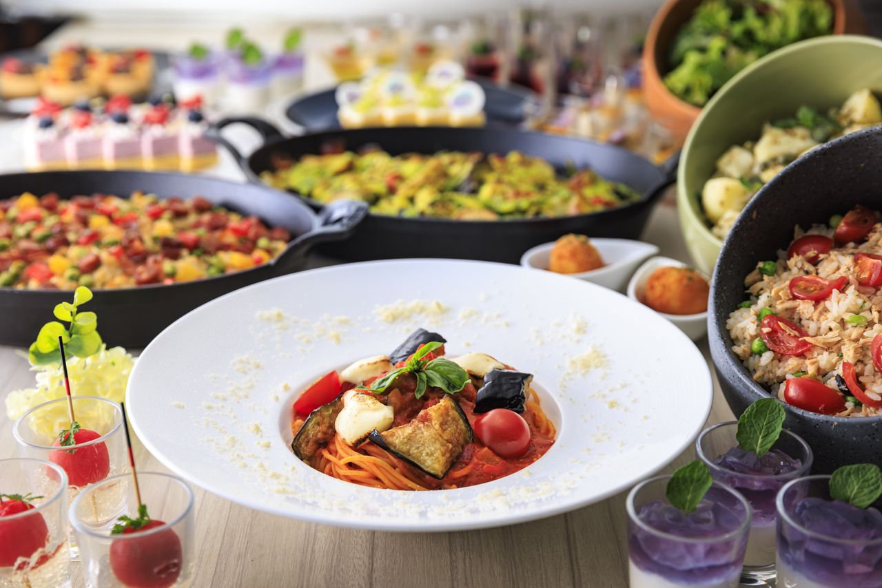 [Exclusive to Seibu Prince Global Rewards (SEIBU PRINCE CLUB) members] [Early Summer Half Buffet Lunch] Eggplant and Mozzarella Tomato Pasta (April 23rd - July 7th)