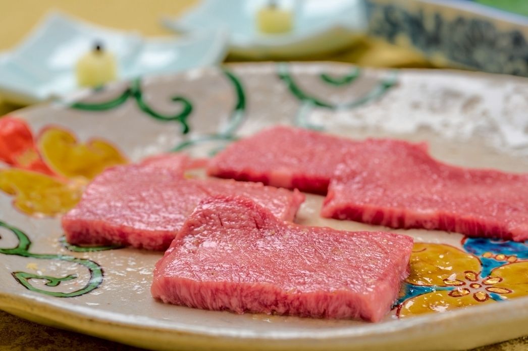 Until May 31st. Private room guaranteed! New [Kenshiro Special Course] with all-you-can-drink! Featuring "The Classic Wagyu Beef Yukke". A special course packed with items you can only eat at Kenshiro in Nishi-Azabu.
