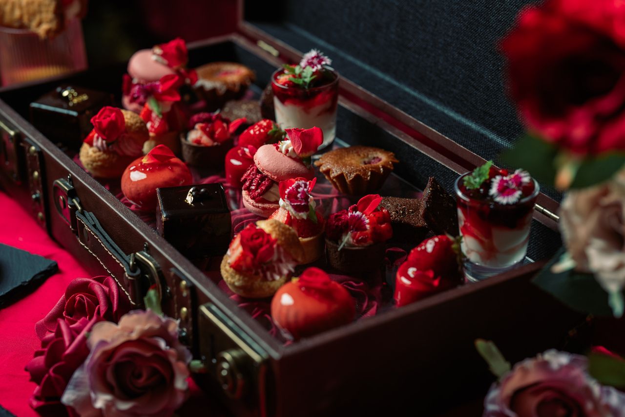 Kyoto Rose Trunk Box I